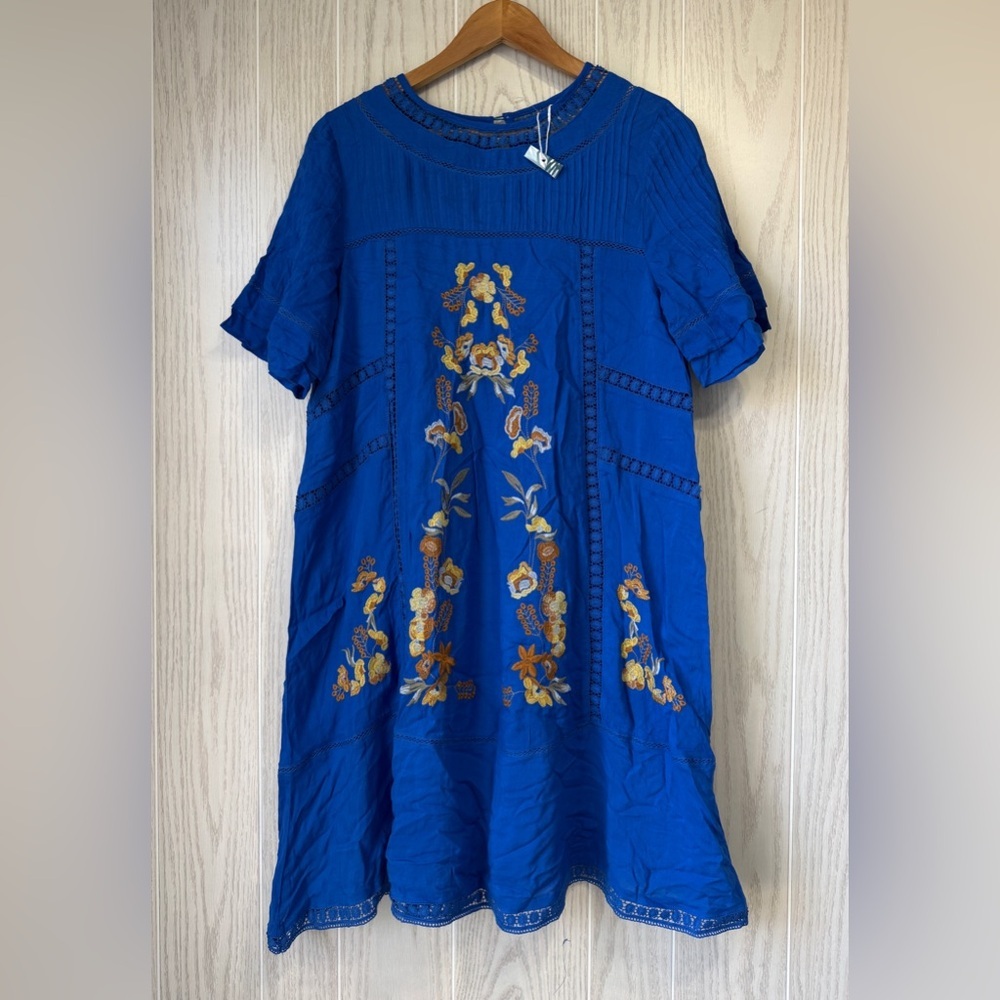 Brass & Roe by CTS Blue Embroidered Shift Dress Size L NWT - Picture 3 of 6